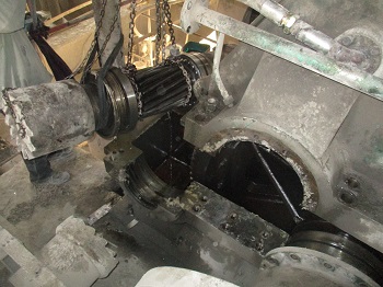 球磨機(jī)減速機(jī)軸承座磨損在線(xiàn)修復(fù)