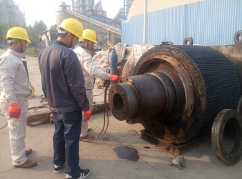 HFCG140-80輥壓機(jī)軸磨損