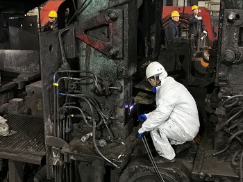 軋機機架平衡塊、砧鐵接觸面磨損修