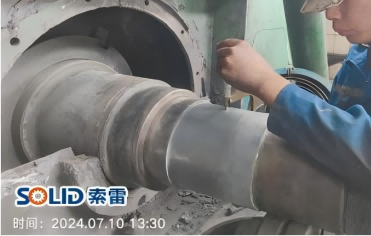 修復(fù)細(xì)碎機(jī)軸承位磨損，只需要簡單